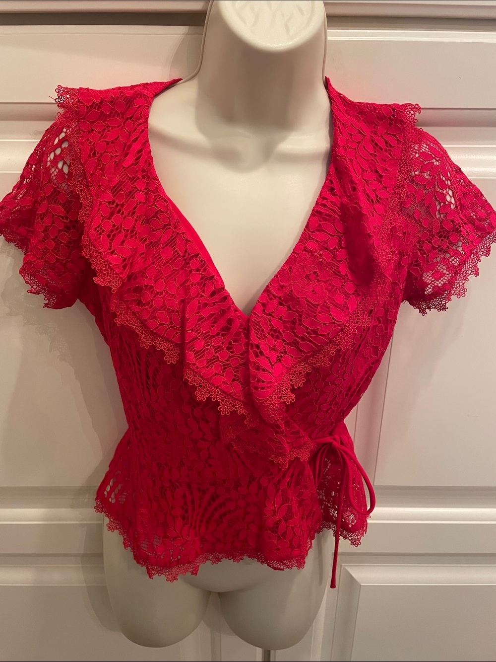 Heartloom Kohko red lace ruffled wrap blouse sz xs